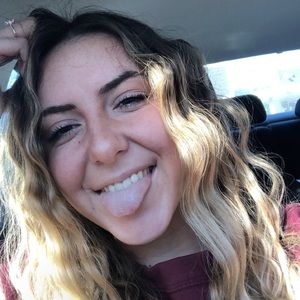 Meet your Posher, Maggie